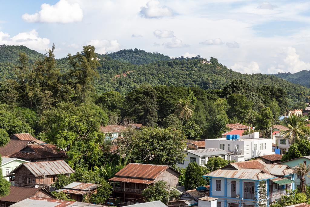 Lily The 3* Hsipaw